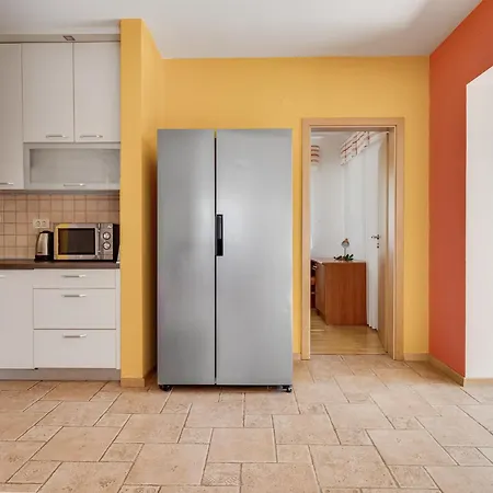 Yellow House By Interhome Βίλα Ζαντάρ