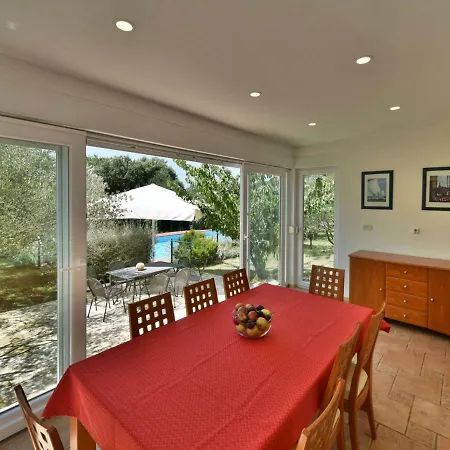 Villa Yellow House By Interhome Zadar