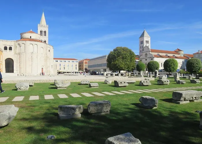 Βίλα Yellow House By Interhome *