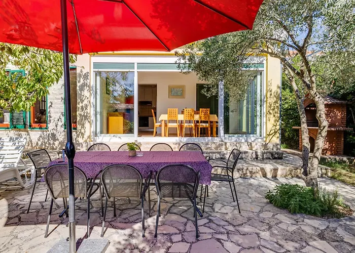 Yellow House By Interhome Βίλα