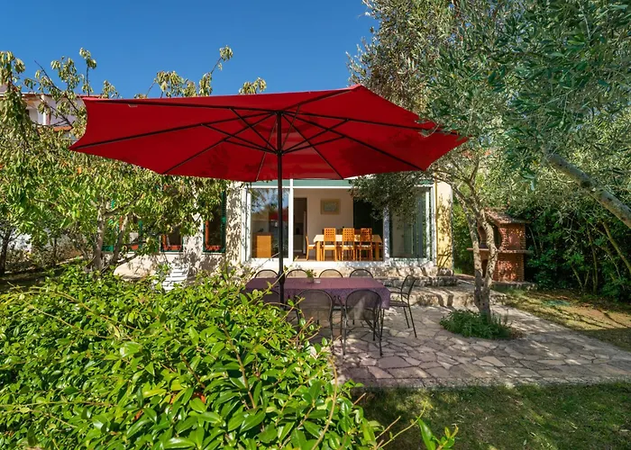 Βίλα Yellow House By Interhome