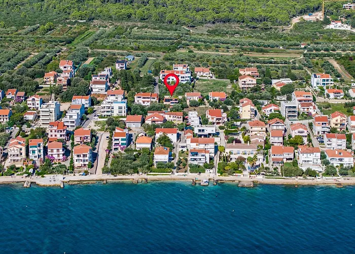 Yellow House By Interhome Βίλα *